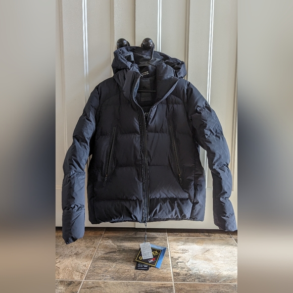 Descente Puffer Jacket - Picture 1 of 7